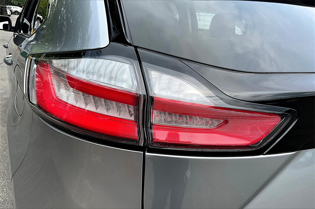 2021 Ford Edge SEL - Photo 33