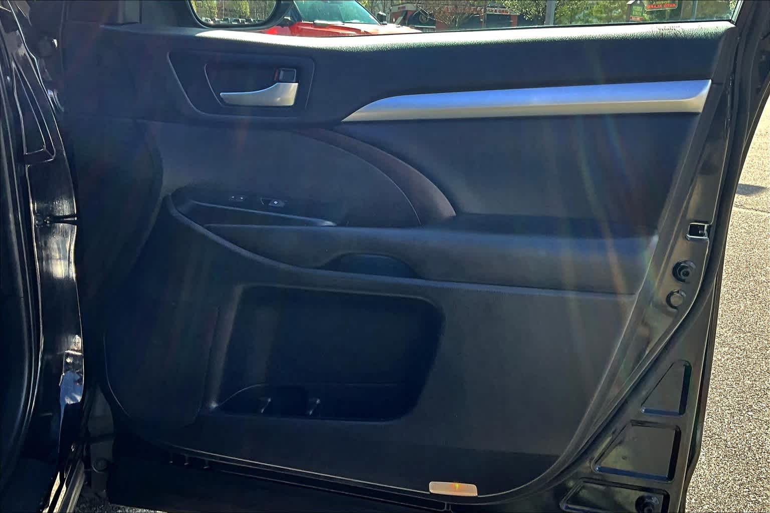2019 Toyota Highlander XLE - Photo 12