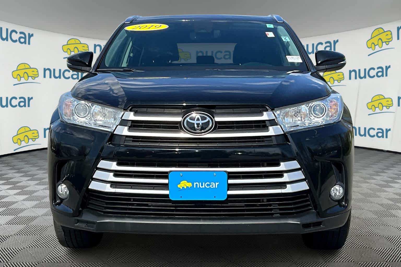 2019 Toyota Highlander XLE - Photo 2