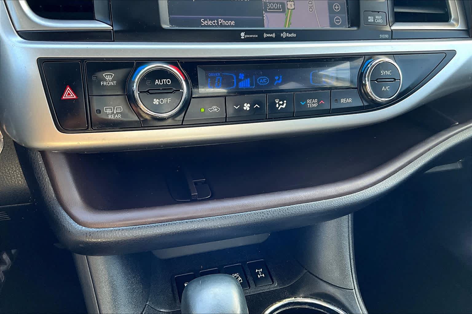 2019 Toyota Highlander XLE - Photo 27