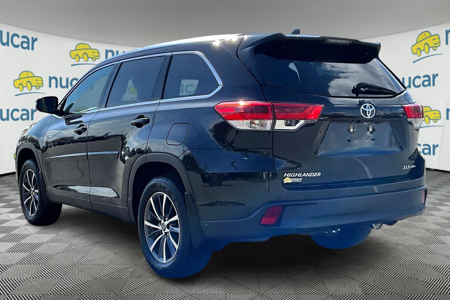 2019 Toyota Highlander XLE - Photo 4