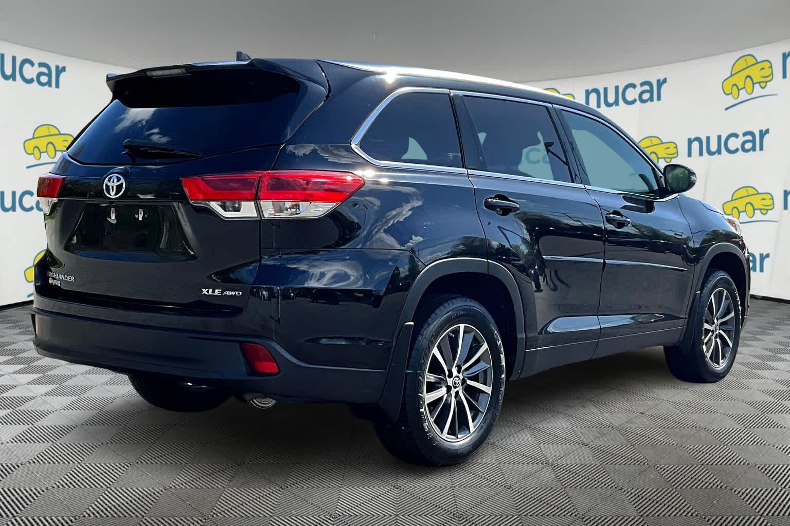 2019 Toyota Highlander XLE - Photo 6