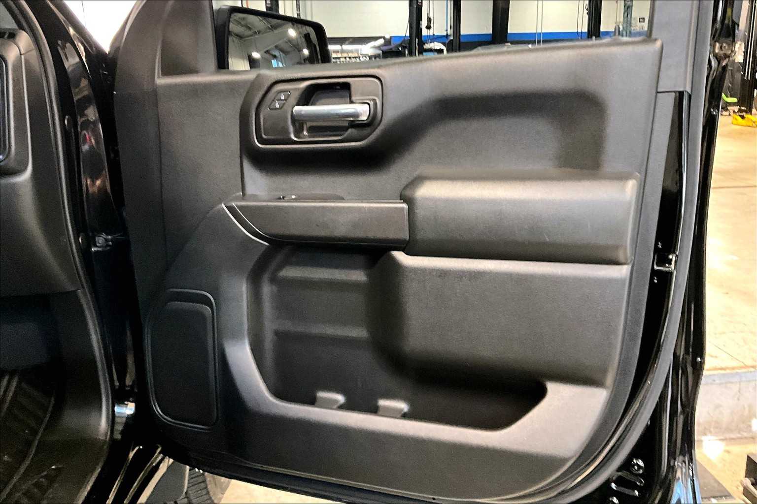 2019 Chevrolet Silverado 1500 Custom Trail Boss - Photo 12