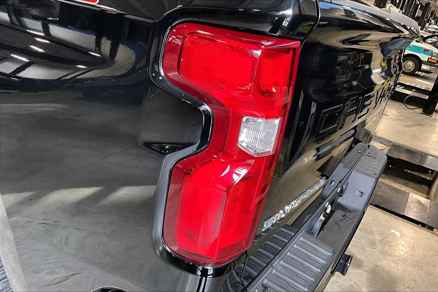 2019 Chevrolet Silverado 1500 Custom Trail Boss - Photo 35