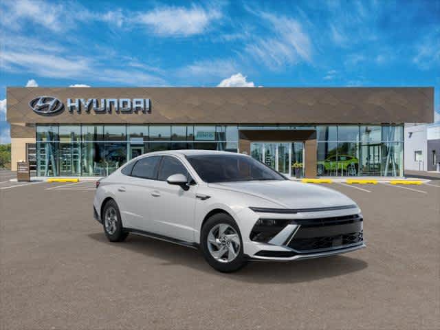 2025 Hyundai Sonata SE - Photo 1