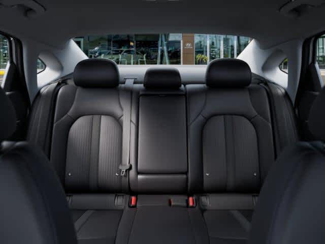 2025 Hyundai Sonata SE - Photo 12