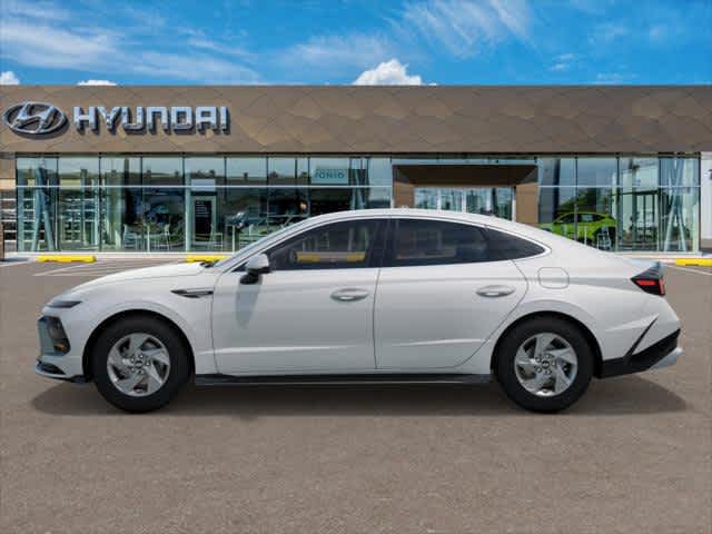 2025 Hyundai Sonata SE - Photo 3
