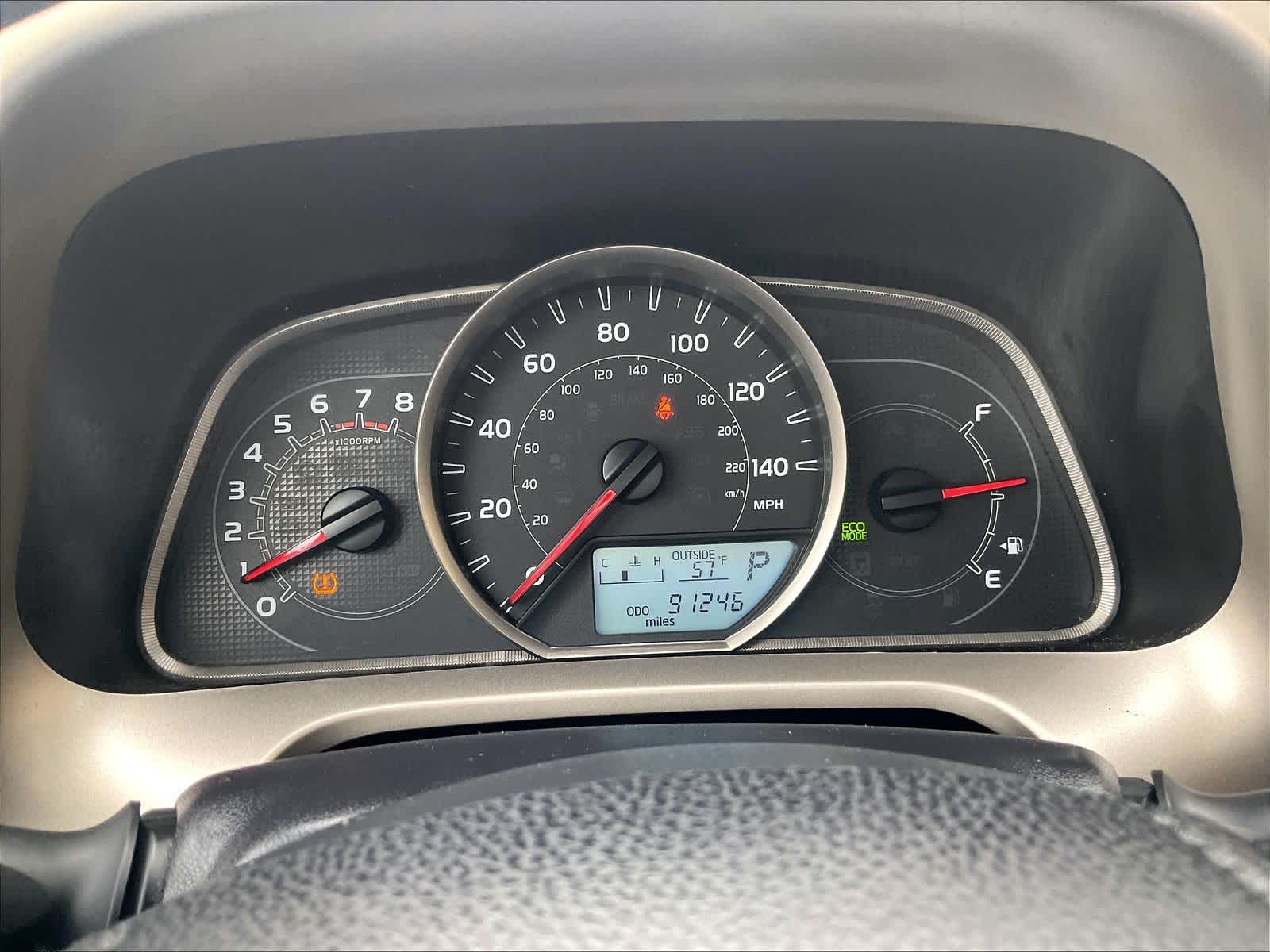 2015 Toyota RAV4 LE - Photo 24