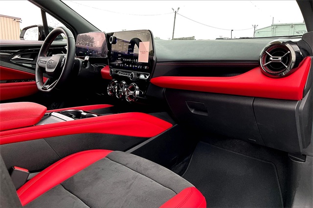 2024 Chevrolet Blazer EV RS - Photo 13