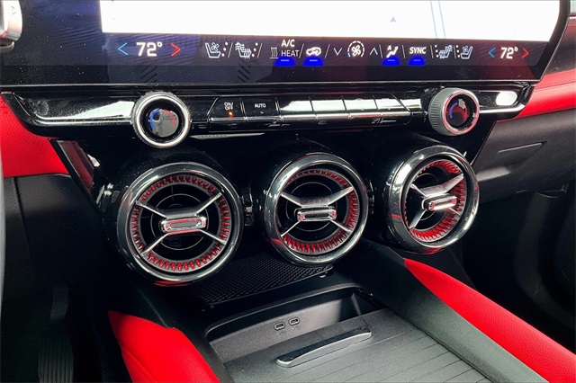 2024 Chevrolet Blazer EV RS - Photo 22