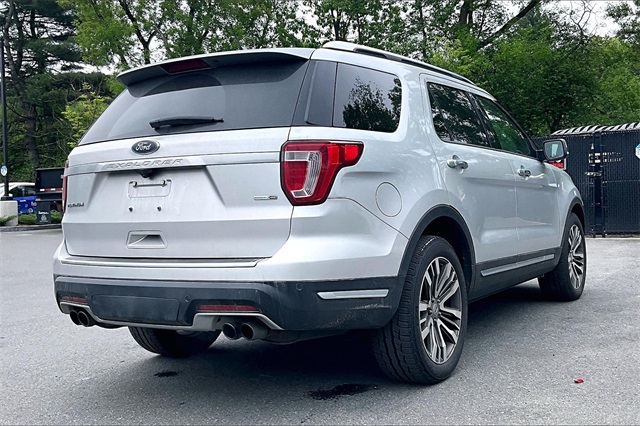 2018 Ford Explorer Platinum - Photo 8
