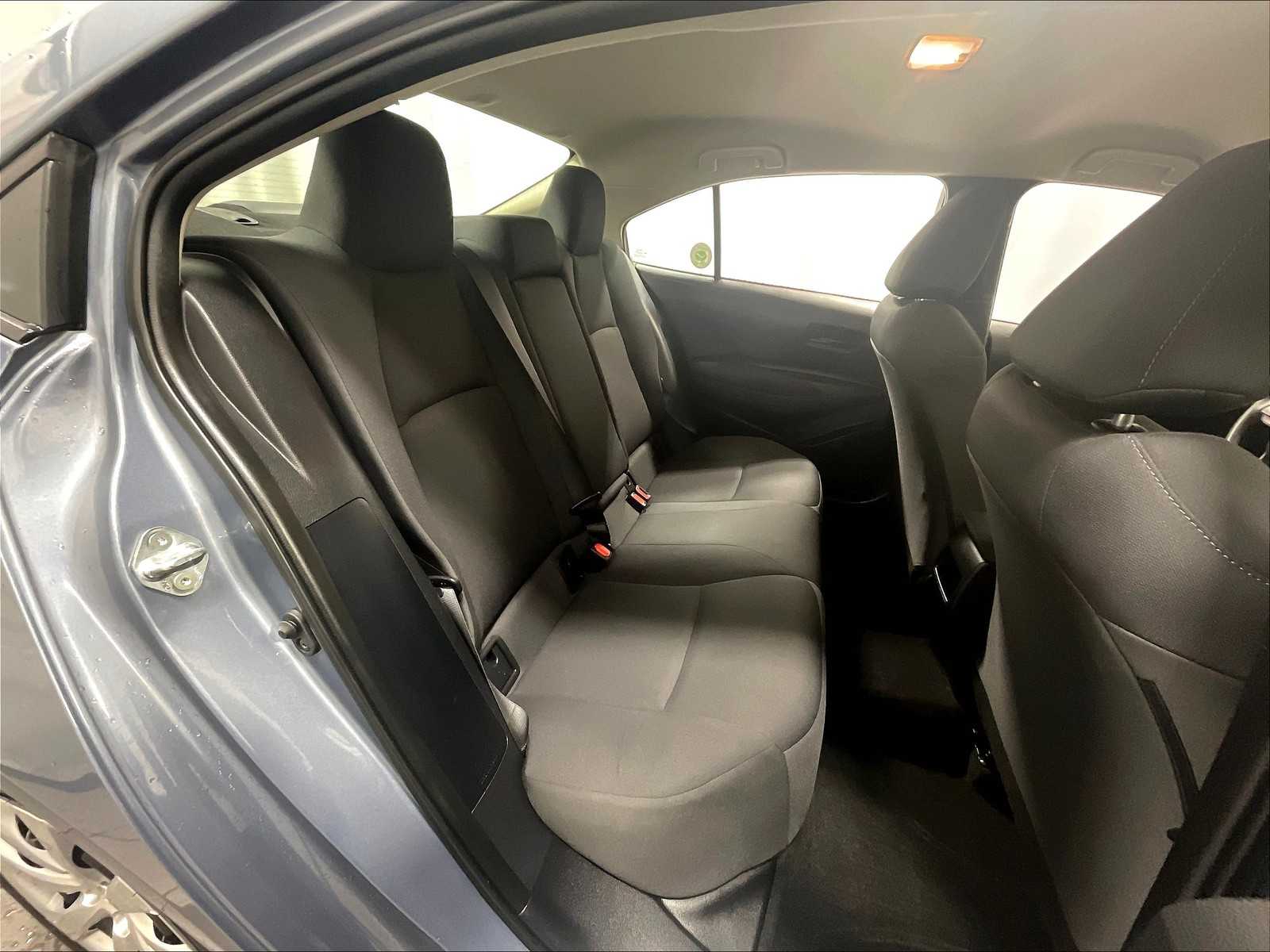 2022 Toyota Corolla LE - Photo 16
