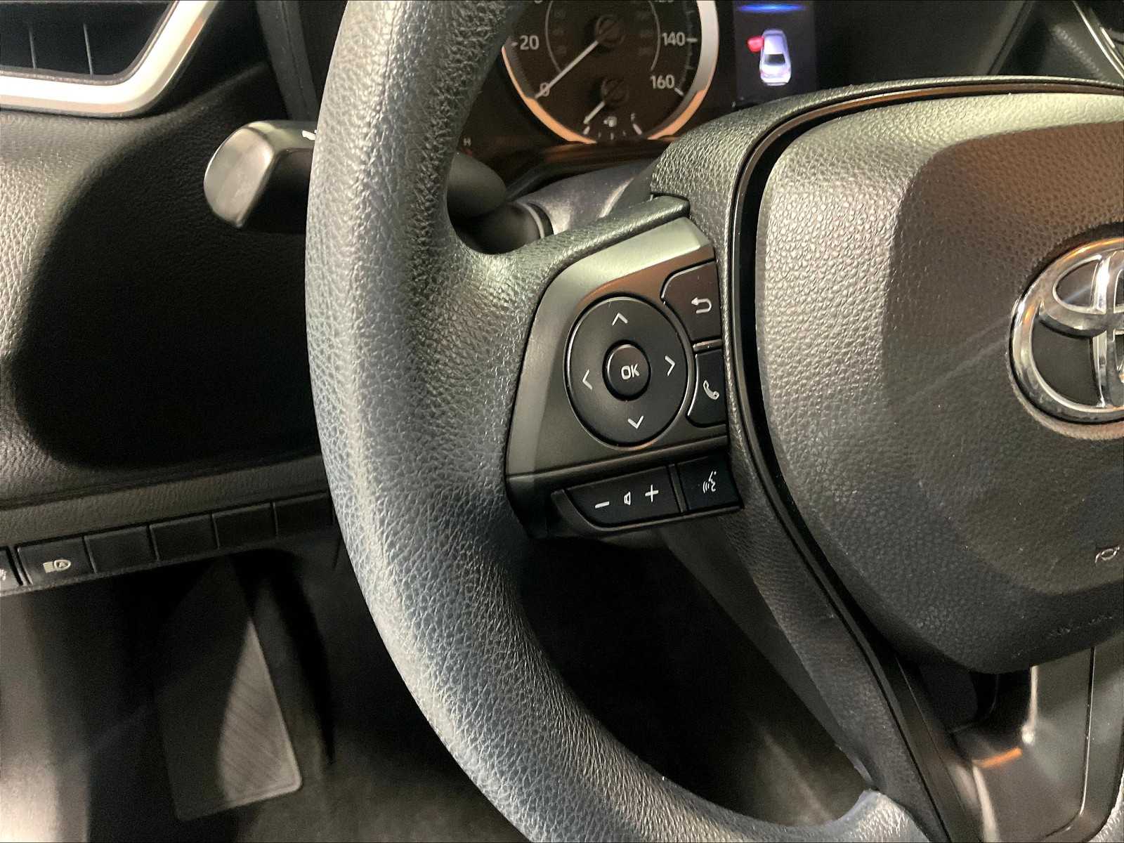 2022 Toyota Corolla LE - Photo 22