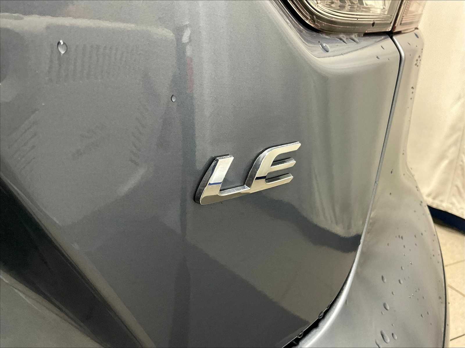 2022 Toyota Corolla LE - Photo 28