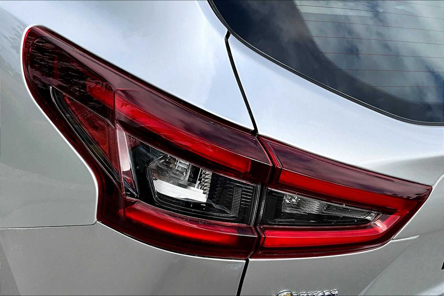 2021 Nissan Rogue Sport SV - Photo 32