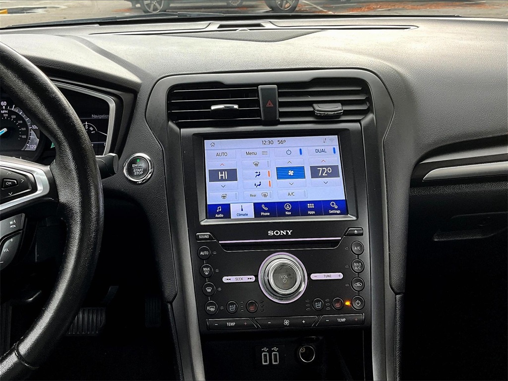 2020 Ford Fusion Hybrid Titanium - Photo 18