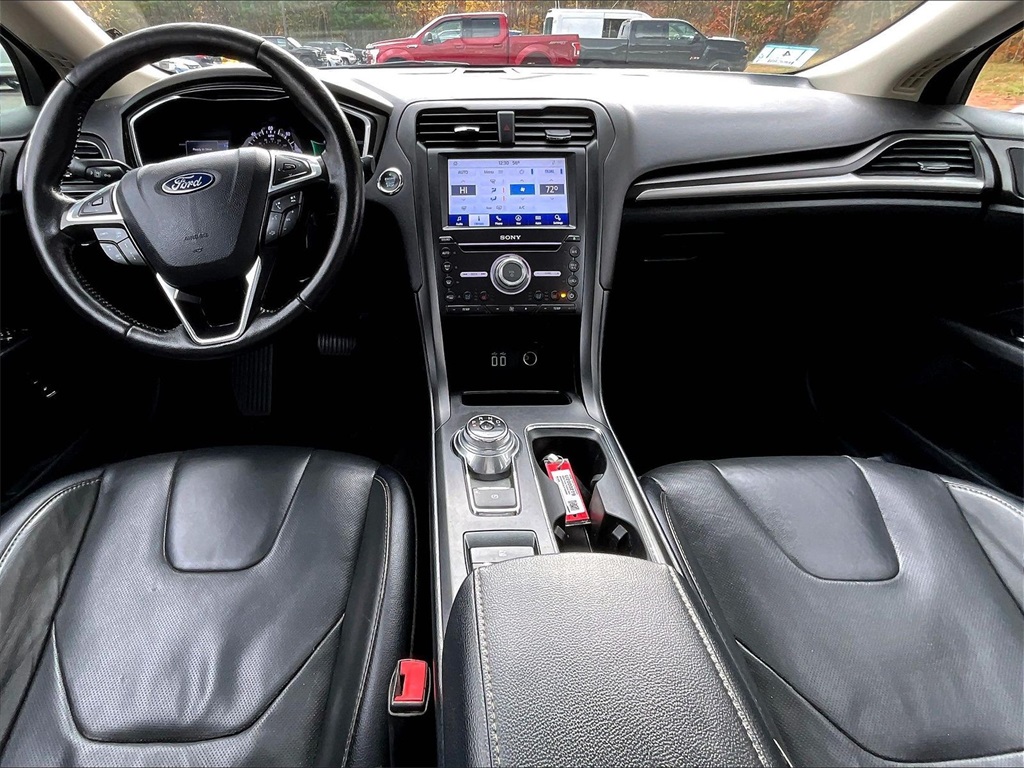 2020 Ford Fusion Hybrid Titanium - Photo 21
