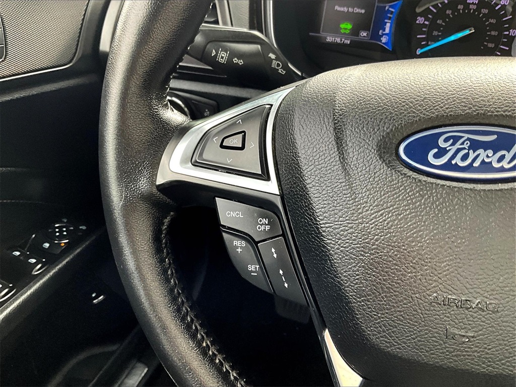 2020 Ford Fusion Hybrid Titanium - Photo 23