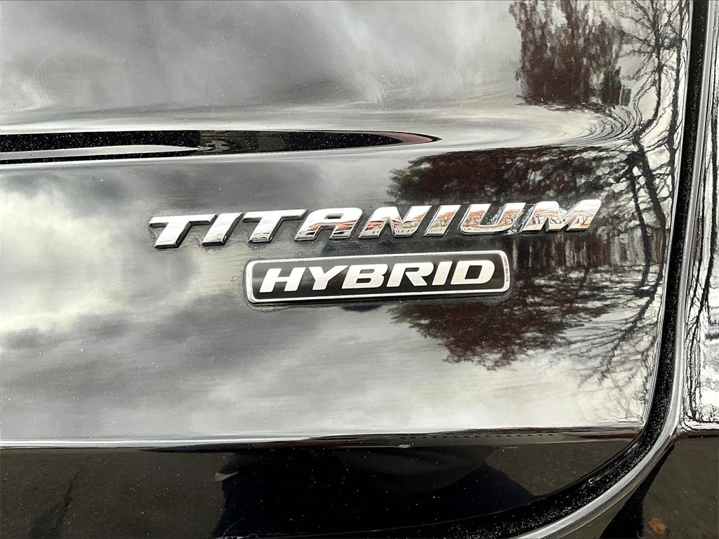 2020 Ford Fusion Hybrid Titanium - Photo 28