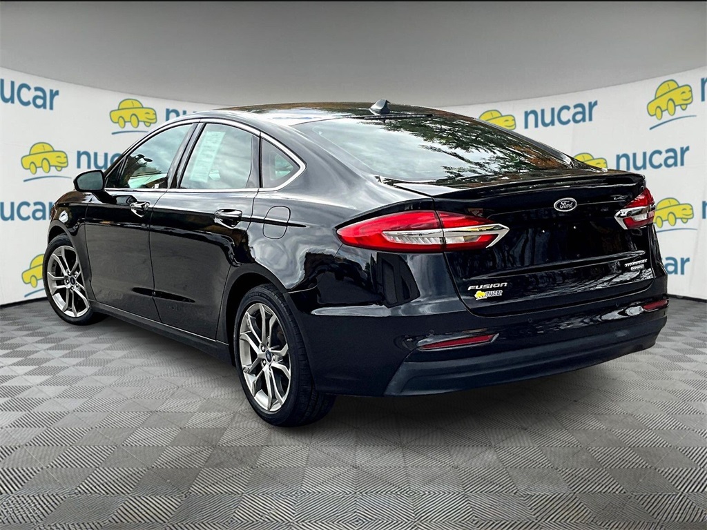 2020 Ford Fusion Hybrid Titanium - Photo 4