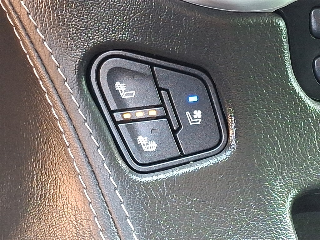 2019 GMC Yukon SLT - Photo 23