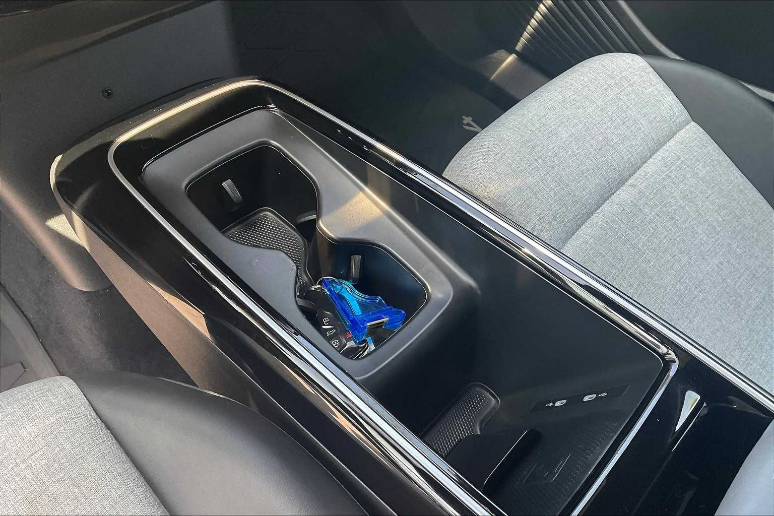 2023 Volkswagen ID.4 Pro - Photo 20