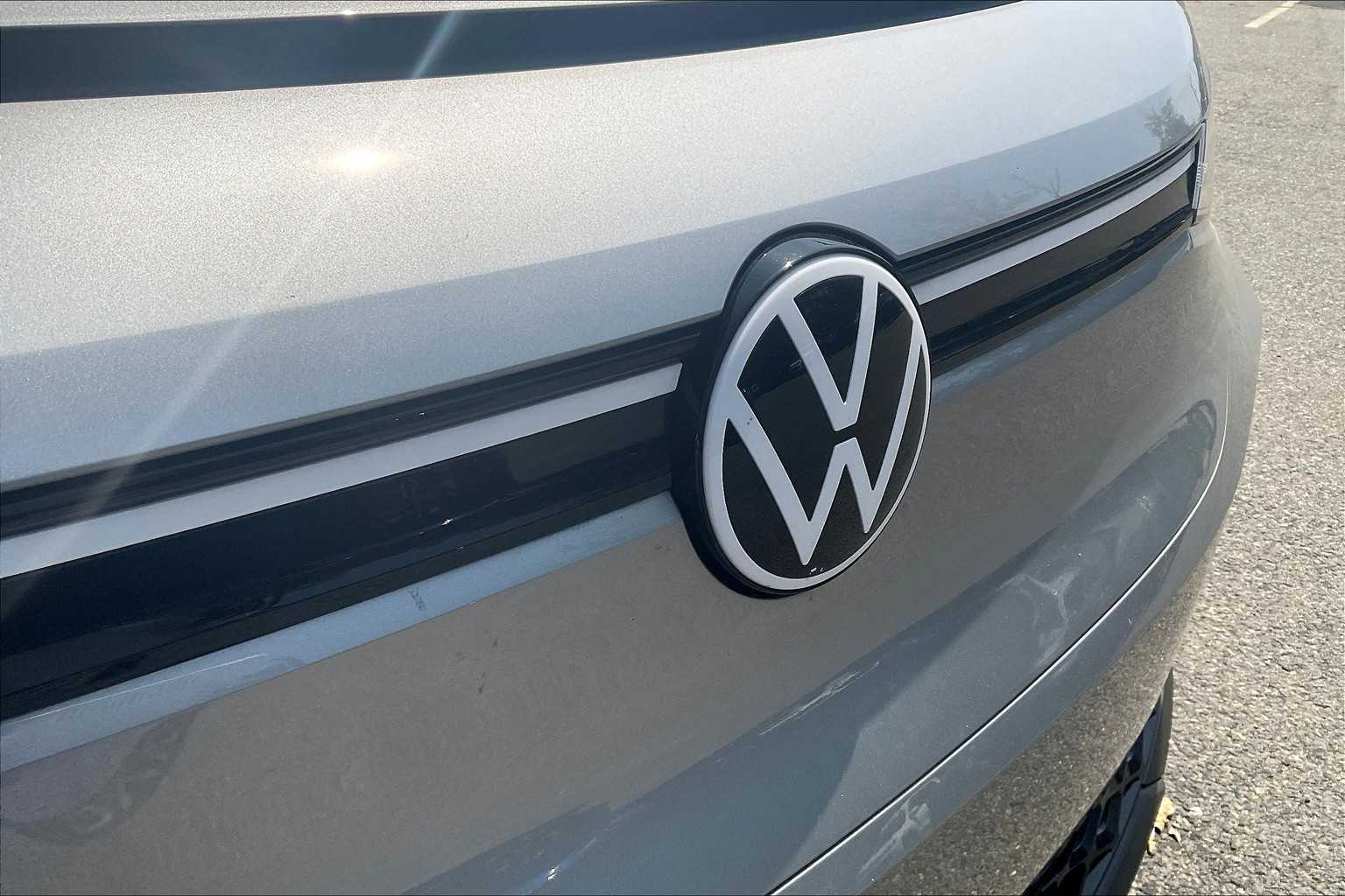 2023 Volkswagen ID.4 Pro - Photo 29
