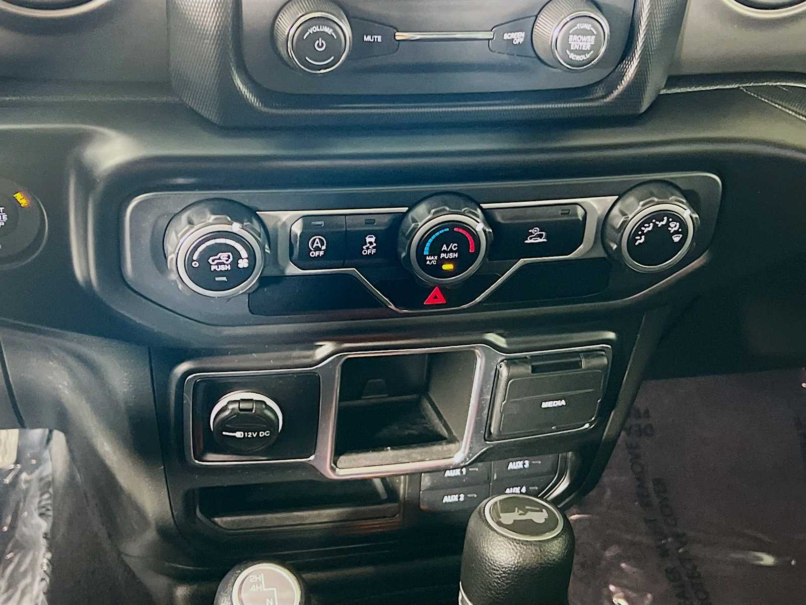 2021 Jeep Wrangler Unlimited Sport - Photo 15