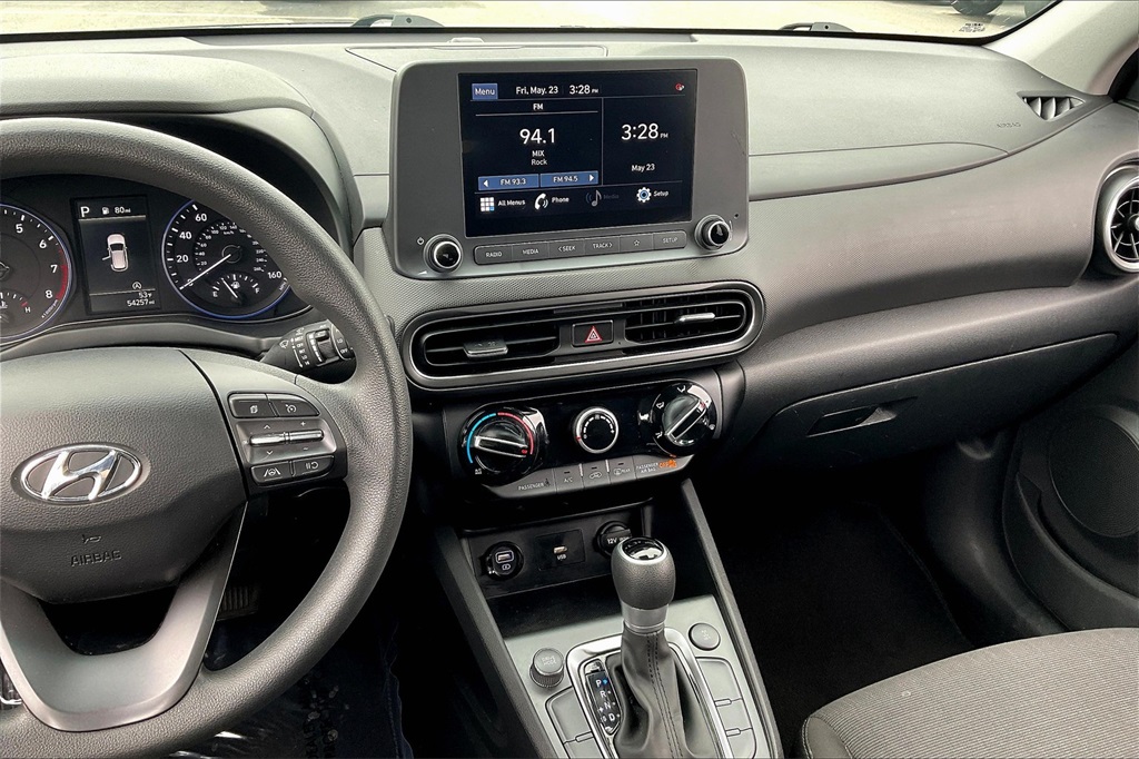 2023 Hyundai Kona SEL - Photo 17