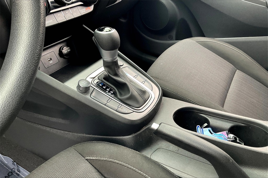2023 Hyundai Kona SEL - Photo 19