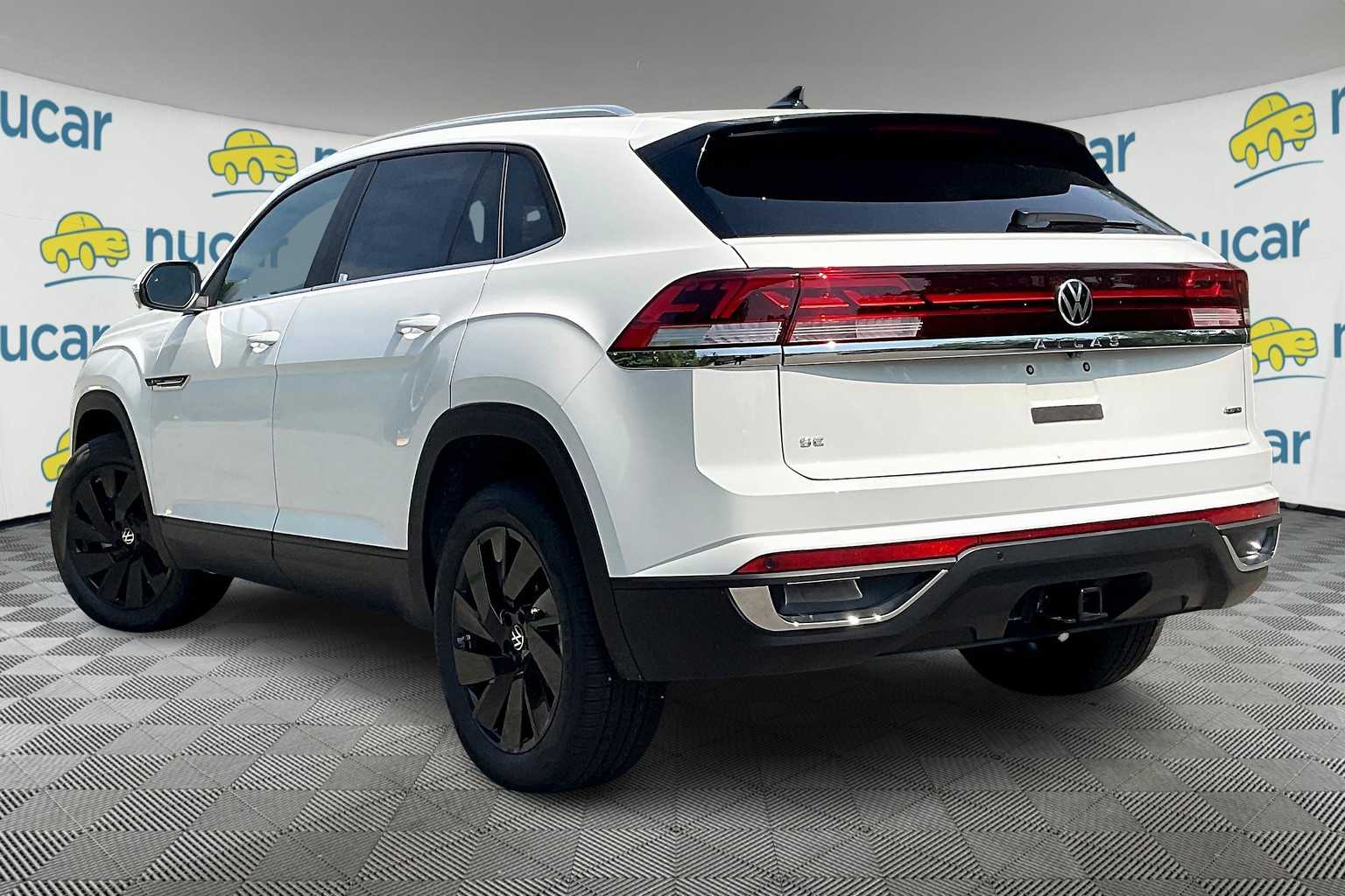 2025 Volkswagen Atlas Cross Sport 2.0T SE w/Technology - Photo 5