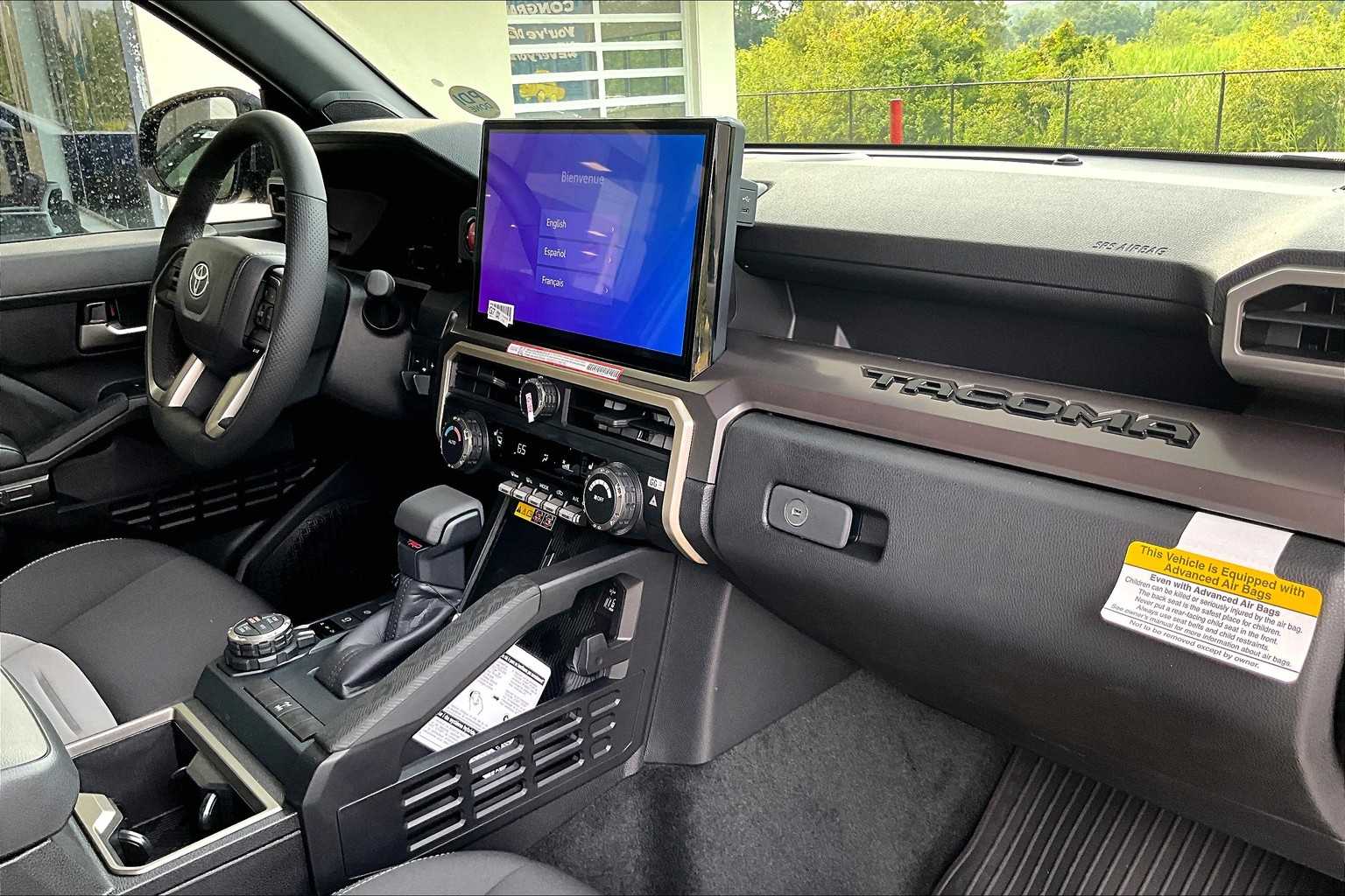 2025 Toyota Tacoma TRD Off Road - Photo 10