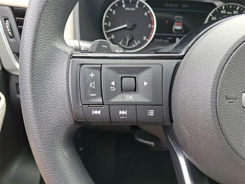 2023 Nissan Rogue SV - Photo 20
