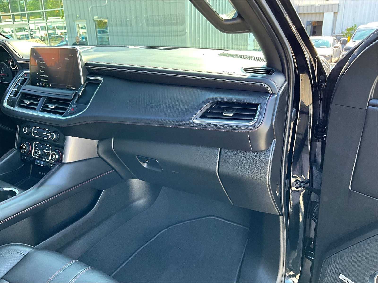2021 Chevrolet Suburban RST - Photo 13