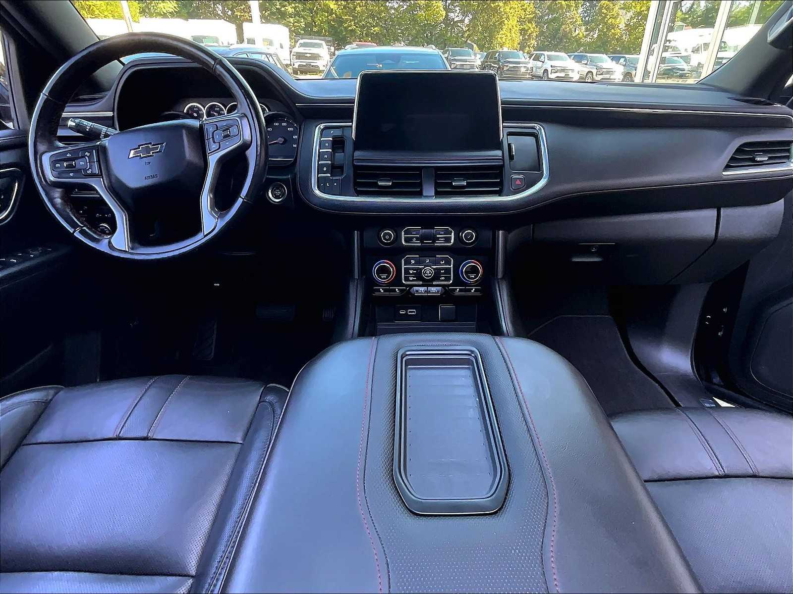 2021 Chevrolet Suburban RST - Photo 22