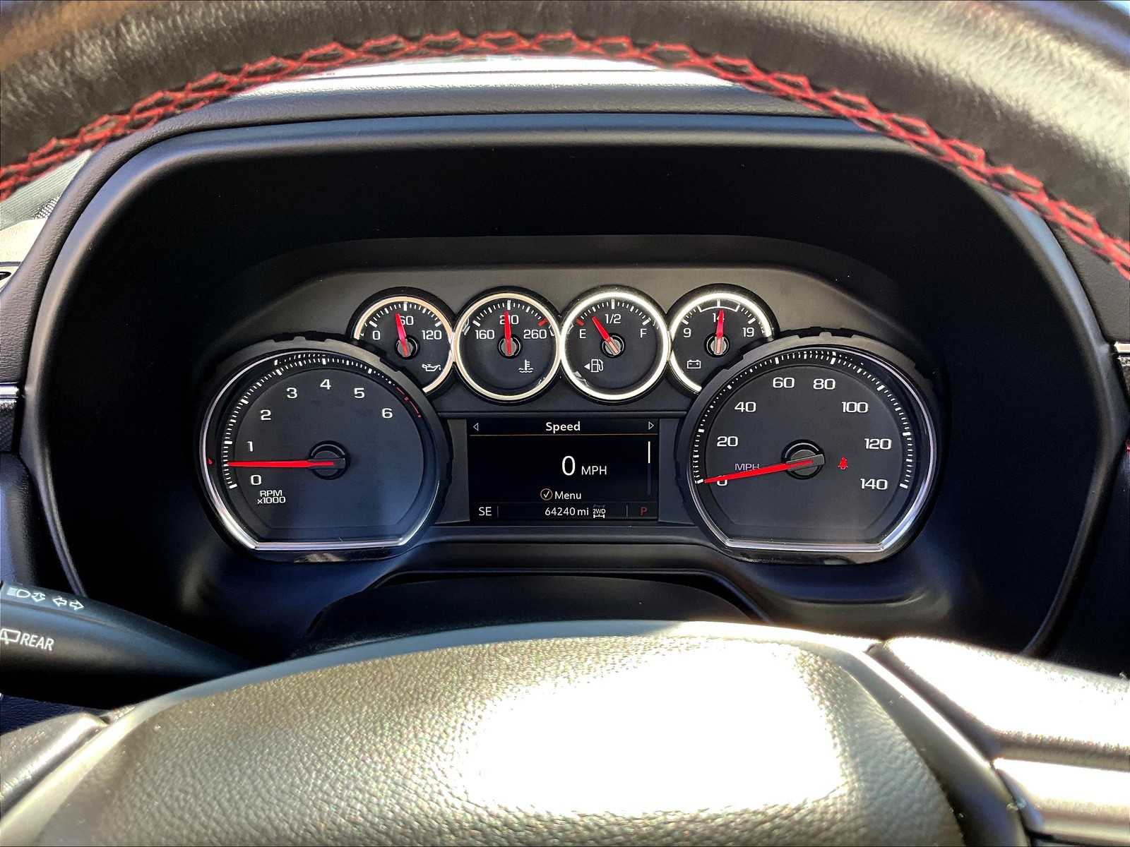 2021 Chevrolet Suburban RST - Photo 26