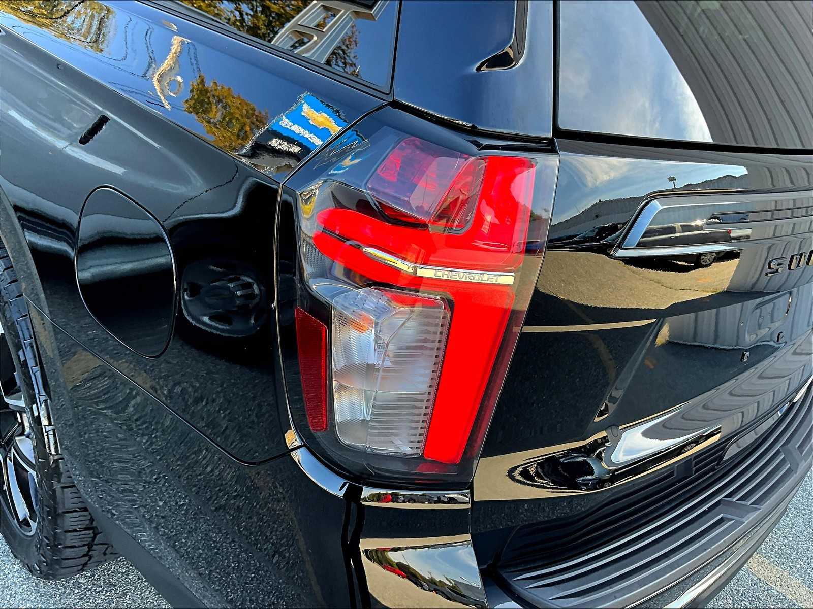 2021 Chevrolet Suburban RST - Photo 33