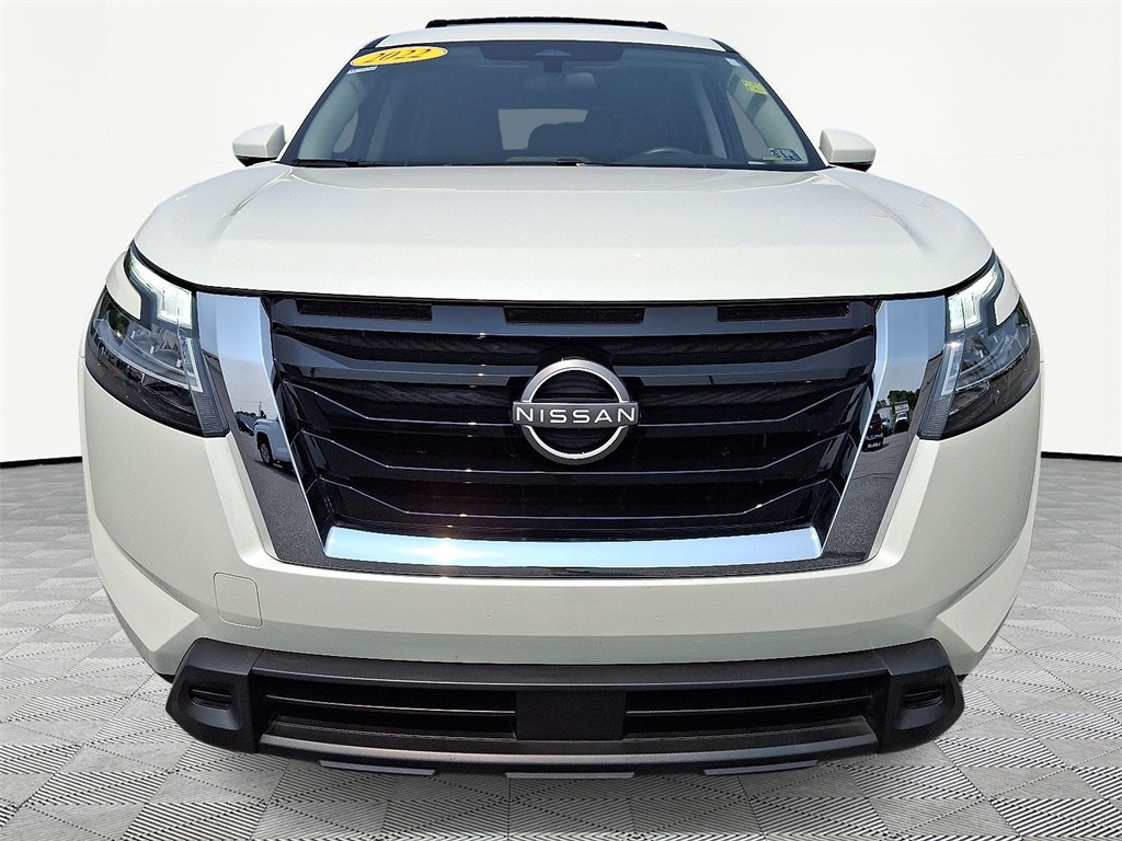 Used 2022 Nissan Pathfinder SV with VIN 5N1DR3BD7NC208855 for sale in New Castle, DE