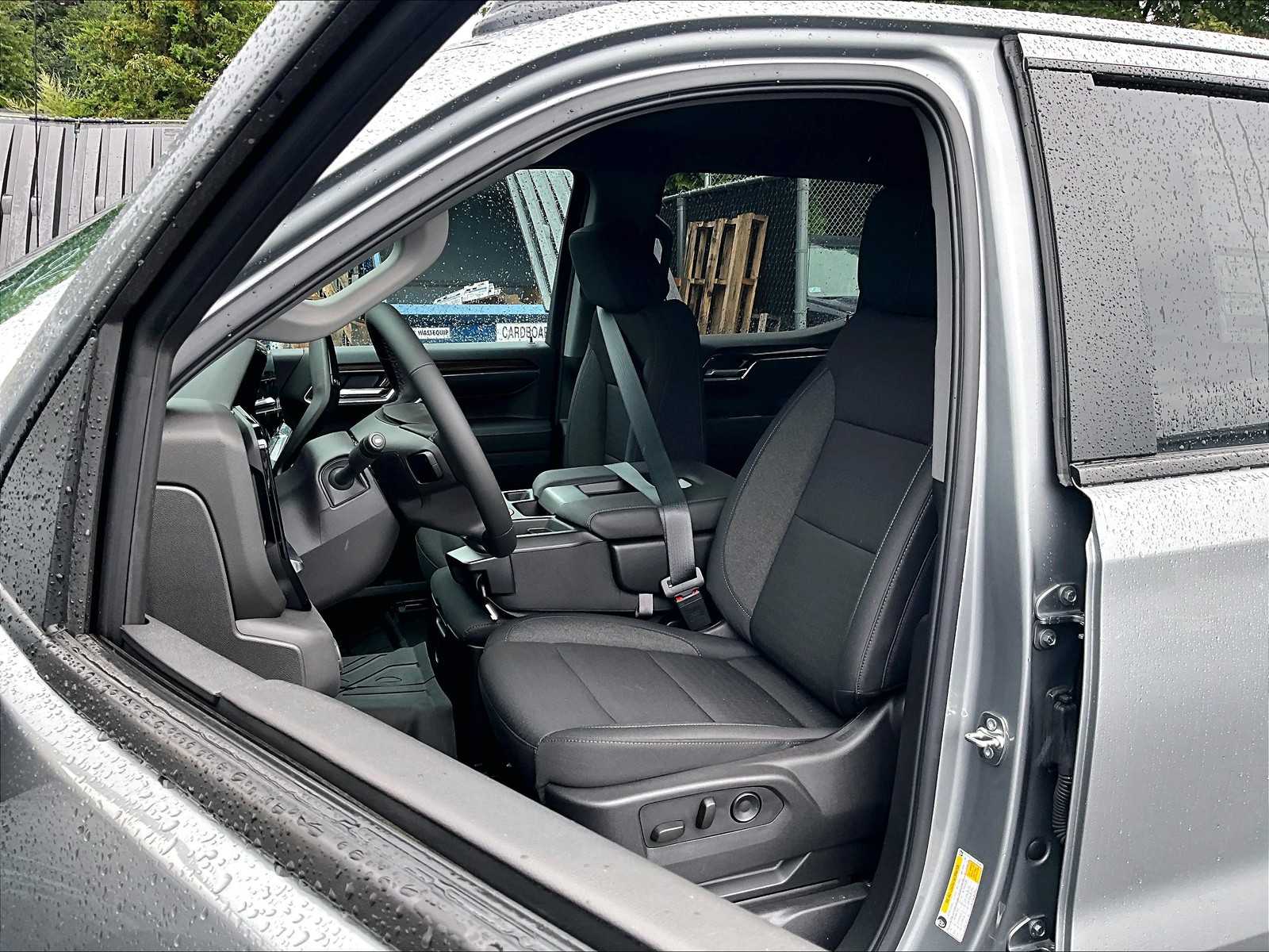 2025 Chevrolet Silverado 1500 RST - Photo 11