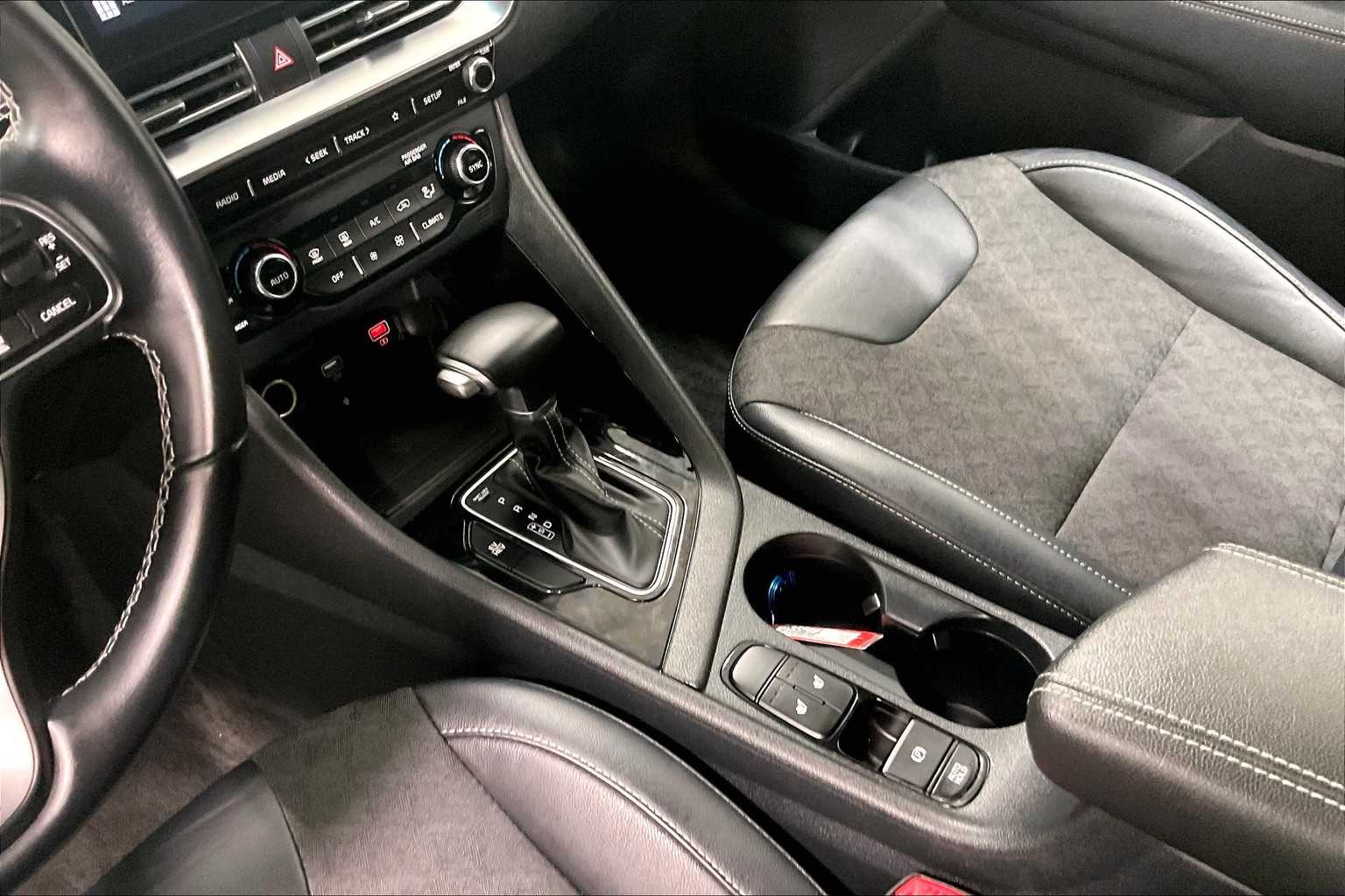 2020 Kia Niro Plug-In Hybrid EX - Photo 20