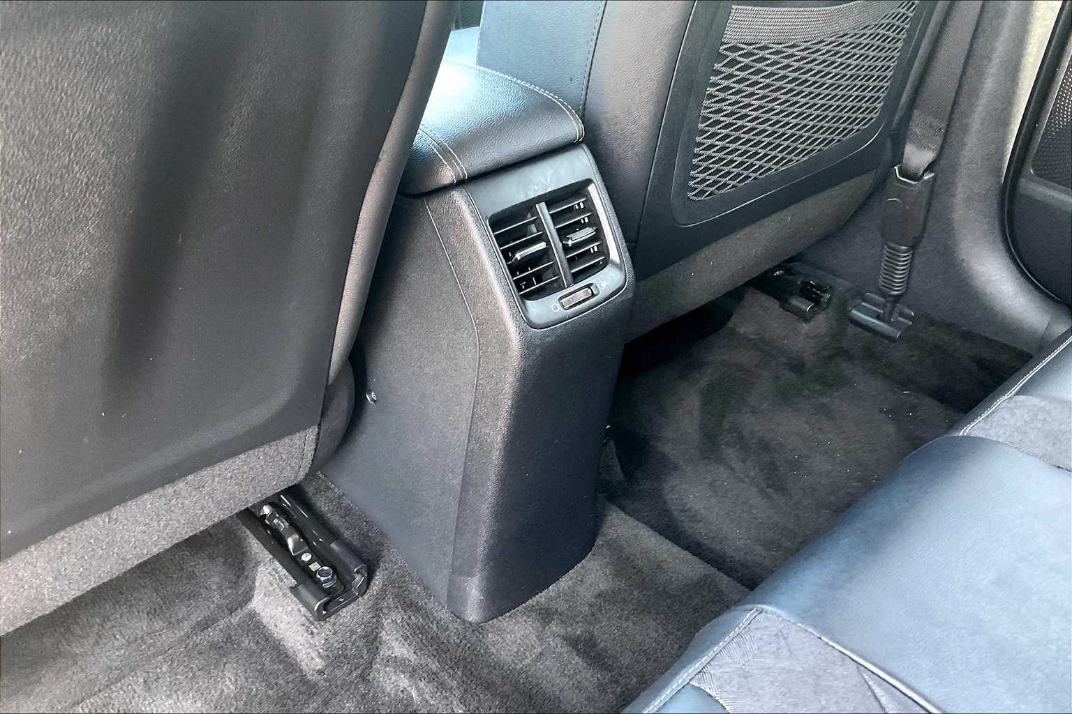 2020 Kia Niro Plug-In Hybrid EX - Photo 27