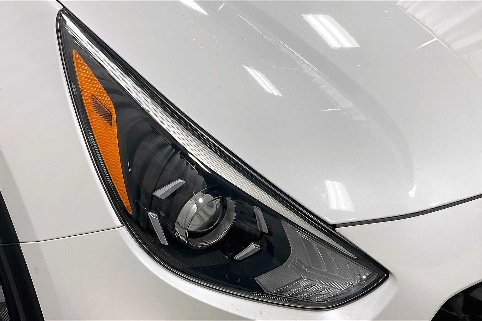 2020 Kia Niro Plug-In Hybrid EX - Photo 32