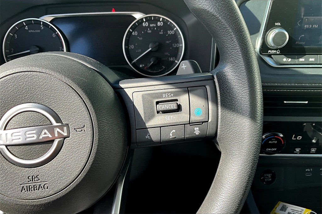 2024 Nissan Rogue SV - Photo 23