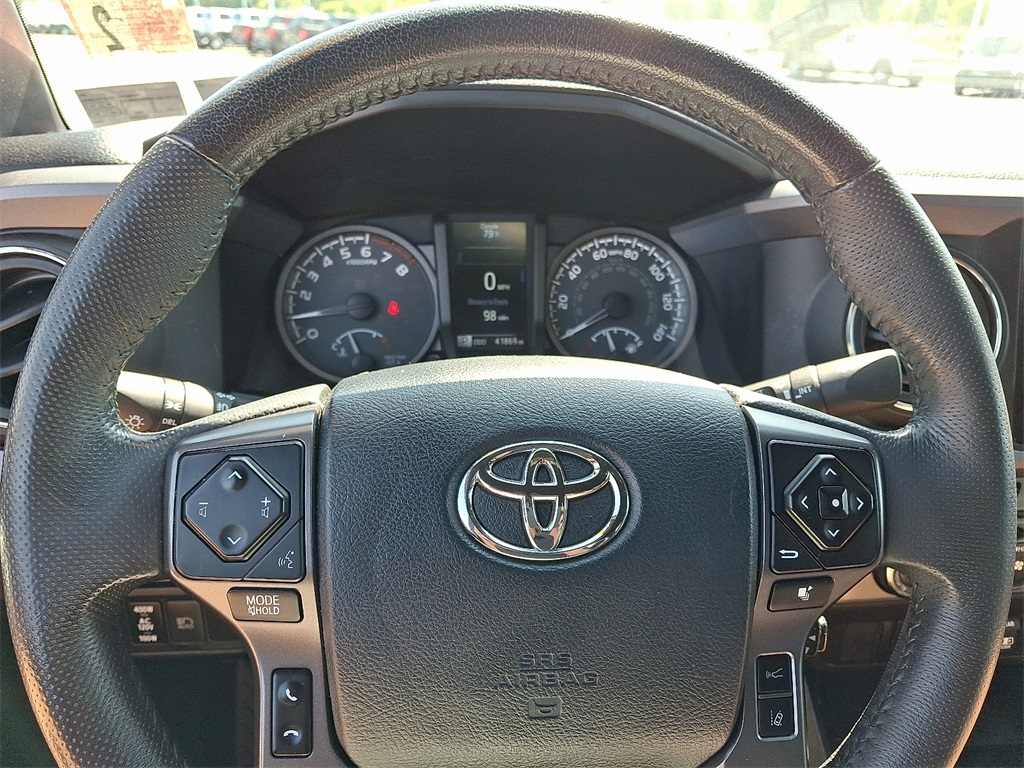 2018 Toyota Tacoma TRD Sport - Photo 20