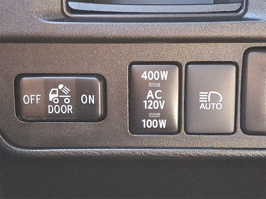 2018 Toyota Tacoma TRD Sport - Photo 25