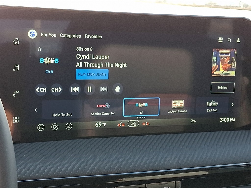 2026 Nissan Kicks SR - Photo 12