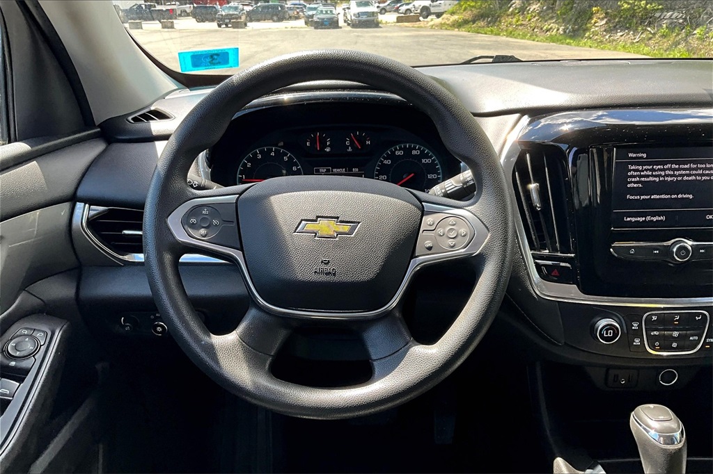 2020 Chevrolet Traverse LS - Photo 18