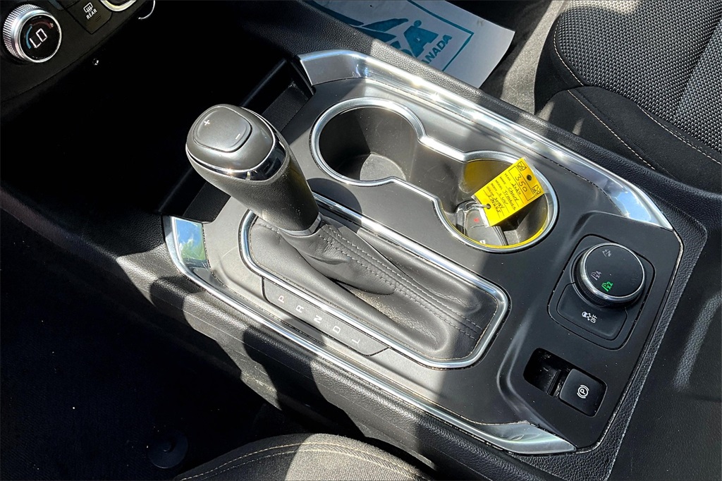 2020 Chevrolet Traverse LS - Photo 21