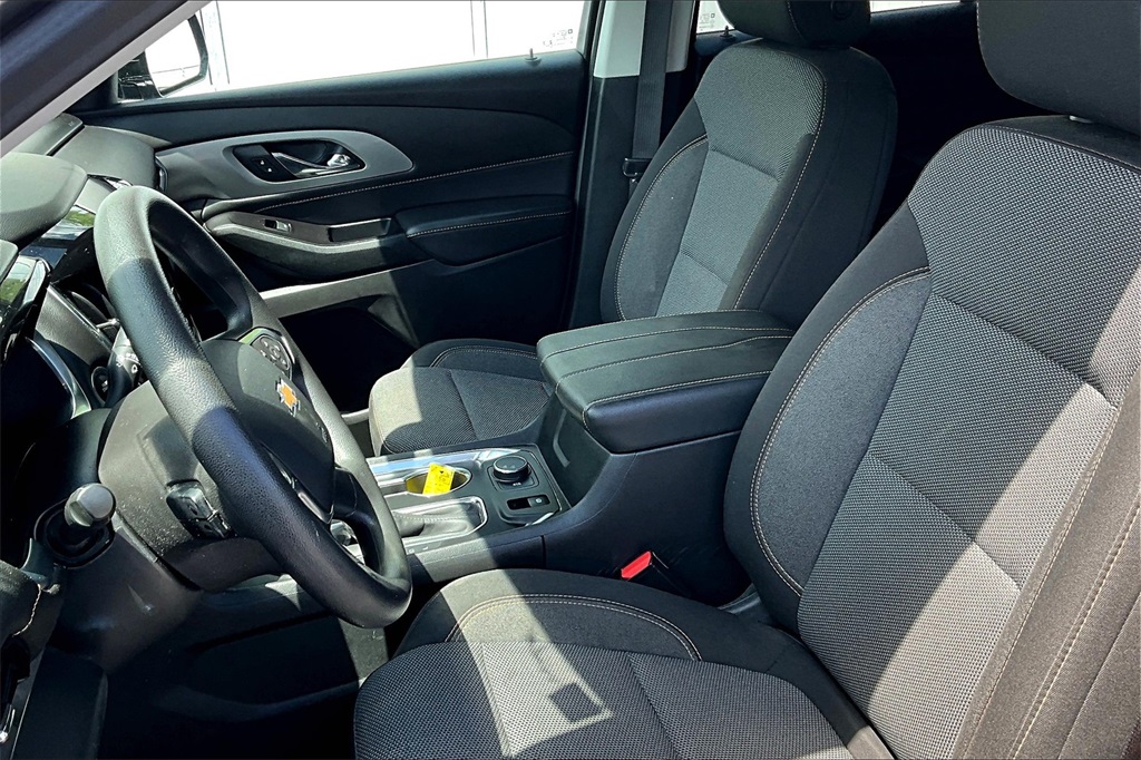 2020 Chevrolet Traverse LS - Photo 10