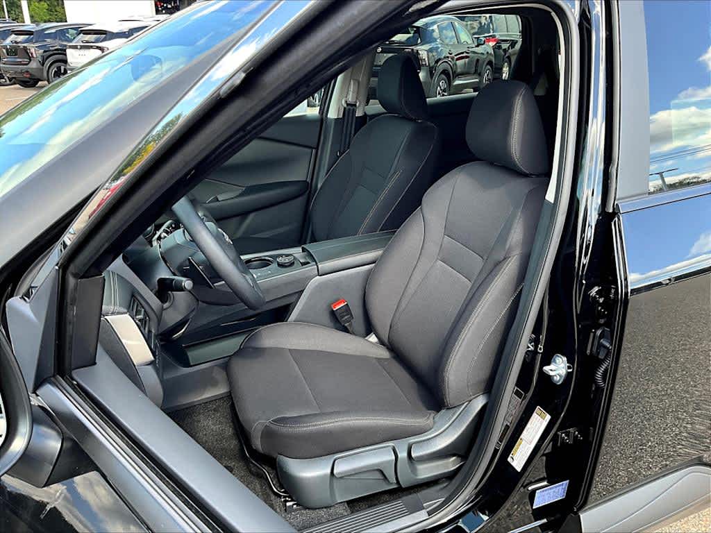 2026 Nissan Rogue S - Photo 11